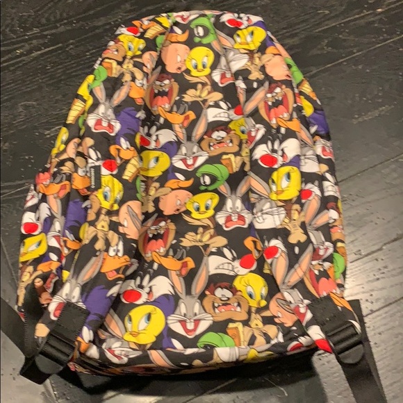 converse looney tunes backpack